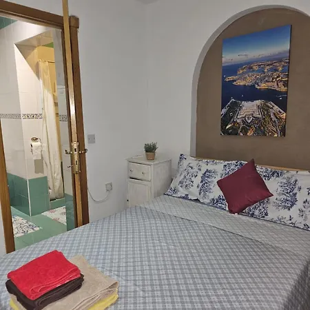Seaview And Valletta View 3 Bedrooms 2 Bathrooms Apartment Sliema