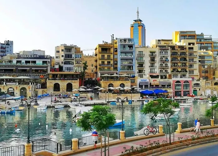 Seaview And Valletta View 3 Bedrooms 2 Bathrooms Apartamento Sliema