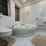 Seaview And Valletta View 3 Bedrooms 2 Bathrooms