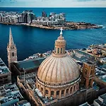 Seaview And Valletta View 3 Bedrooms 2 Bathrooms 아파트