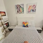 아파트 Seaview And Valletta View 3 Bedrooms 2 Bathrooms 슬리에마