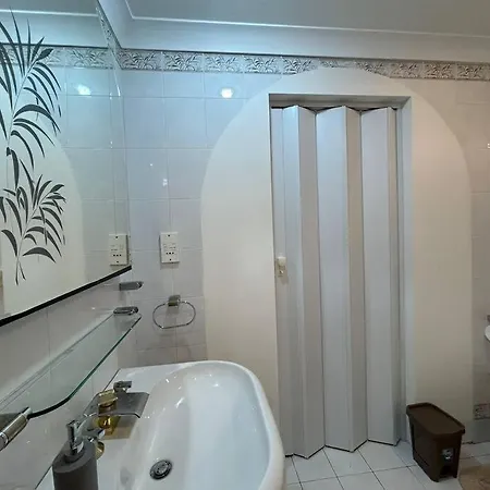 Seaview And Valletta View 3 Bedrooms 2 Bathrooms Appartamento