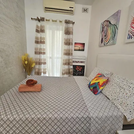 Seaview And Valletta View 3 Bedrooms 2 Bathrooms Lejlighed Sliema