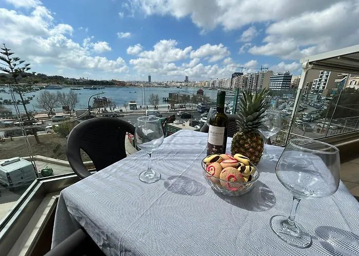 Daire Seaview And Valletta View 3 Bedrooms 2 Bathrooms Sliema