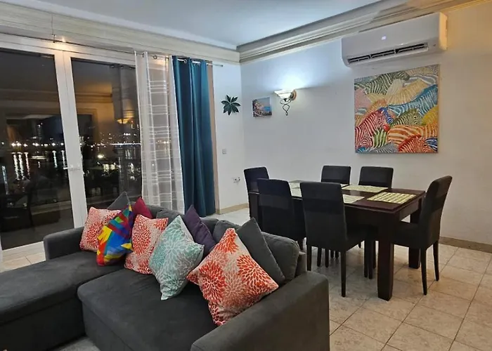 Seaview And Valletta View 3 Bedrooms 2 Bathrooms Daire *