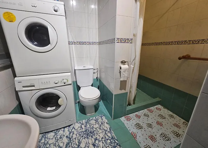 Seaview And Valletta View 3 Bedrooms 2 Bathrooms *